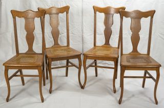 4 Antique Circa 1900’s Tiger Oak Fiddle Back Dining Cane Chairs