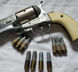 VINTAGE HUBLEY 44cal model1860 DIECAST TOY CAP PISTOL 10 bullets. 7