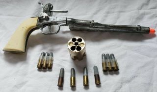 VINTAGE HUBLEY 44cal model1860 DIECAST TOY CAP PISTOL 10 bullets. 9