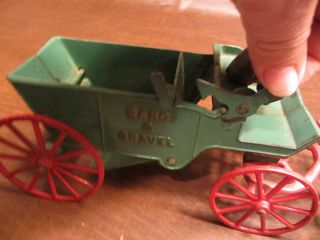 1930s KENTON TOYS CAST IRON 2 HORSE DRAWN CONTRACTOR SAND & GRAVEL DUMP WAGON 7