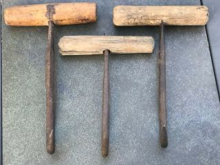 3 Assorted Size Antique Iron & Wood Farm Hay Bail Hooks 3