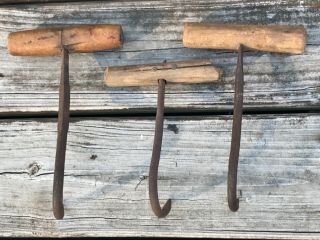 3 Assorted Size Antique Iron & Wood Farm Hay Bail Hooks 7