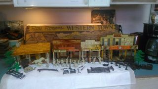 Marx Roy Rogers Western Town Toy Soldier Playset Tin Hotel,  Cabin Boxed