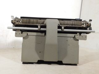 1940s Royal BEAST Typewriter White Half Keys MCM ? - 2774785 11
