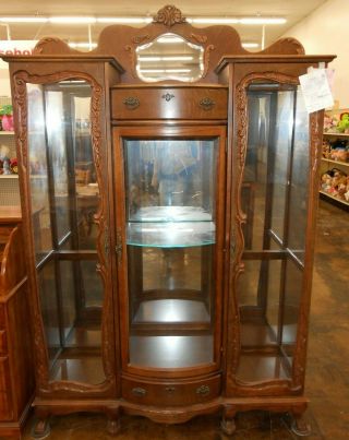 Six Claw Foot Curved Glass Lighted Curio Cabinet Victorian Carved Pulaski