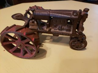 Arcade Antique McCormick Deering Farmall Cast Iron Toy Tractor 2