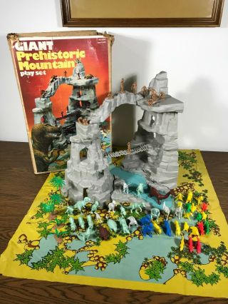 Marx Toys Giant Prehistoric Mountain Playset 4304 W/ Box & Figures & Dinosaurs