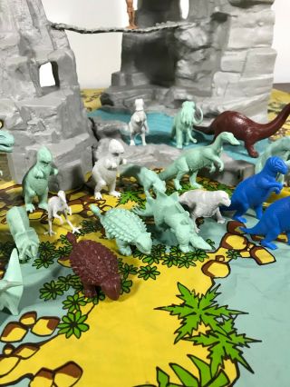 MARX Toys Giant Prehistoric Mountain Playset 4304 w/ Box & Figures & Dinosaurs 3
