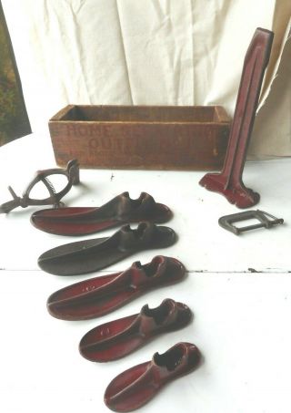 Antique Cast Iron Cobbler Shoe Form Mold Shoemaker Tool 5 Shoe Forms,  Wooden Box