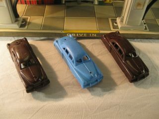 T COHN TIN TOY GAS STATION 1948 - WITH 3 CARS - VIRTUALLY COMPLETE - 6