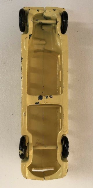 VINTAGE 1920 ' S ARCADE CAST IRON YELLOW BUS,  8 