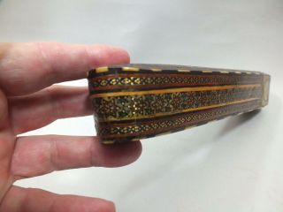 AN INLAID PERSIAN LACQUER PEN - CASE WITH INTERIOR INKWELL 19TH CENTURY 2