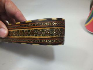 AN INLAID PERSIAN LACQUER PEN - CASE WITH INTERIOR INKWELL 19TH CENTURY 3