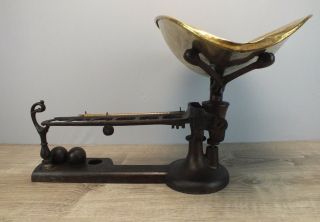 Antique Henry Troemner Ball Beam Scale 24 with Brass Tray and 2 Balls 3