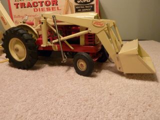 Cragston Corp 4040 Ford Battery Operated Remote Control Tractor. 6