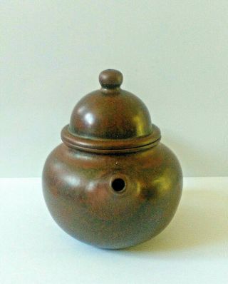 Antique Chinese Fine Quality Yixing Clay Pottery Teapot with Marks. 4