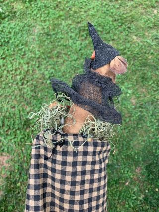 Vintage PRIMITIVE Witch Boot Wall Hanging With Matilda Mouse Doll 21/10 ❤️sj17j 3