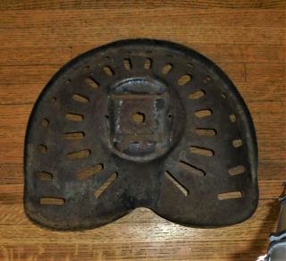 Antique Vtg.  Primitive Metal FARM TRACTOR SEAT Stamped C.  S.  C? N or Mo Some Rust 6