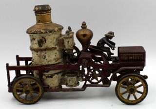 ANTIQUE CAST IRON TOY FIRE ENGINE WITH WATER PUMP & DRIVER RARE NR 5938 4