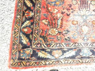 Antique Sarouk Oriental rug 4
