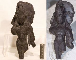 Very Rare,  Small 8th - 9th Century Indian Craved Black Stone Figure Of Vishnu