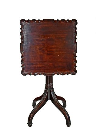 Antique Georgian Chippendale Style Carved Mahogany Piecrust Tilt - Top Tea Table