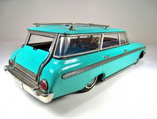 ATC ASAHITOY Japan Tin Friction 1962 Ford Ranch Wagon 2