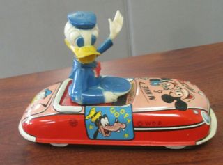 Vintage Marx Walt Disney Productions Tin Litho Wind Up Donald Duck Driving Car