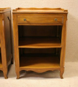 John Widdicomb Co.  Maple Wood French Provincial Nightstands 3