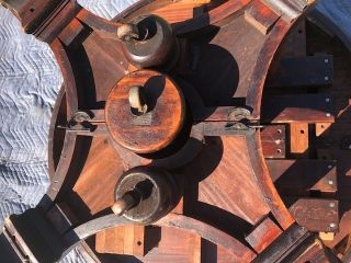 ANTIQUE MAHOGANY ROUND DINING ROOM TABLE,  4 LEAVES,  BIG PAW FEET 5