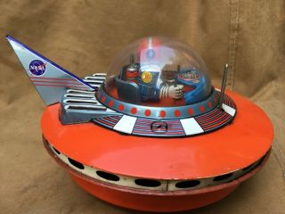 Rare Japanese Japan Tinplate Space Robot Nasa Flying Saucer 1960