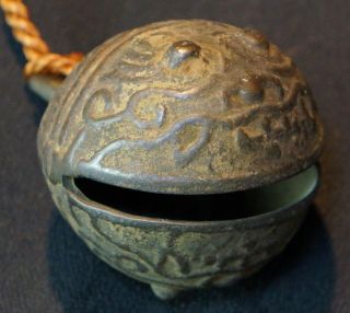 Antique Japan frog like bronze bell 1700s Japanese Suzu craft 8