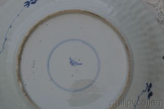 A Large Blue and White Kangxi Plate 5