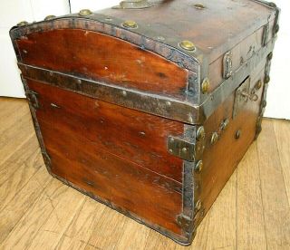 Rare 1800s Antique Dome - Top Steamer HALF TRUNK with Lock & Key 16x15x15 7