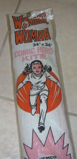 1971 Remco Early Vintage Wonder Woman Superhero Flying Kite