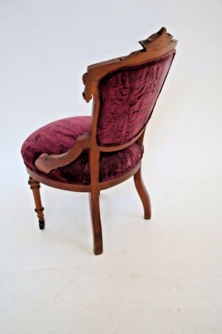 Enchanting Antique Queen Ballroom Parlor Chair Victorian Seat Tufted Velvet 10