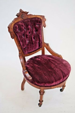 Enchanting Antique Queen Ballroom Parlor Chair Victorian Seat Tufted Velvet 7