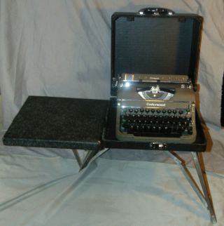 Vintage Underwood Champion Typewriter w/ Fold Out Tripod Desk Case Estate Fresh 3