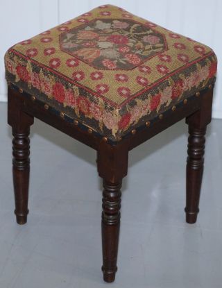 VICTORIAN STAINED PINE STOOL WITH CIRCA 1920 NEEDLEPOINT KILIM UPHOLSTERY RARE 4