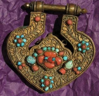 ANTIQUE TIBET - NEPAL JEWELRY LARGE PENDANT,  3 TARAS & GARUDA,  CORAL & TURQUOISE 6