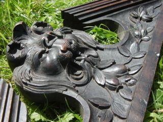 19thc GOTHIC OAK CARVED PEDIMENT WITH LION CARVED CENTRALLY C.  1860 ' s 3