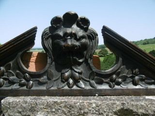 19thc GOTHIC OAK CARVED PEDIMENT WITH LION CARVED CENTRALLY C.  1860 ' s 4