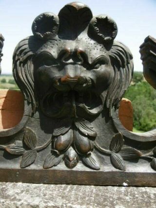 19thc GOTHIC OAK CARVED PEDIMENT WITH LION CARVED CENTRALLY C.  1860 ' s 8