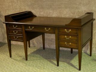 Vintage Unique Sligh Furniture Federal Style Desk w/Finished Back 2