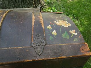 1800 ' s Antique Arch Top Camel Back Hump Old Flowers Steamer Trunk 4