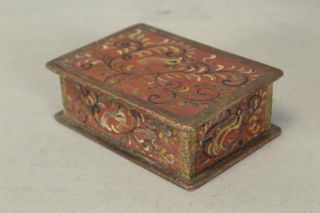 EXTREMELY RARE 19TH C PENNSYLVANIA GERMAN PAINT DECORATED WOODEN TRINKET BOX 7