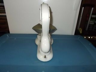 VINTAGE TOLEDO 3lb CANDY SCALE,  STYLE 405 CA.  NO SPRINGS HONEST WEIGHT. 8