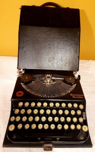 Vintage Remington Portable Typewriter W/ Case - Circa 1923 (nk32935)