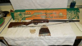 - Daisy - - Ramar Of The Jungle Cork Gun Rare Box,  Pouch,  Corks Sling