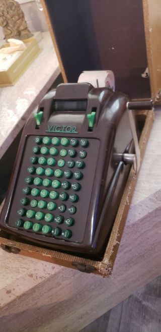 Victor Adding Machine In Case Green Buttons,  Crank Operation.  Rare